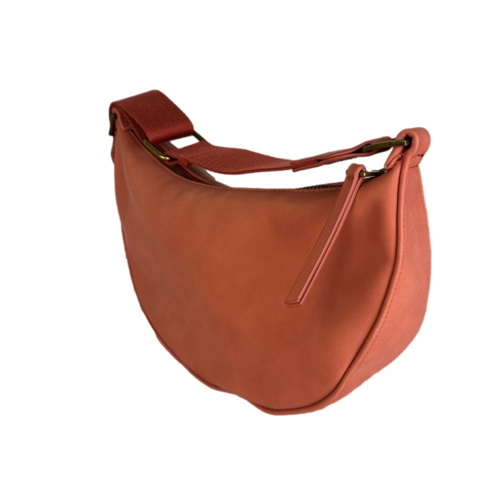 Universal Thread Purse - Picture 3 of 5